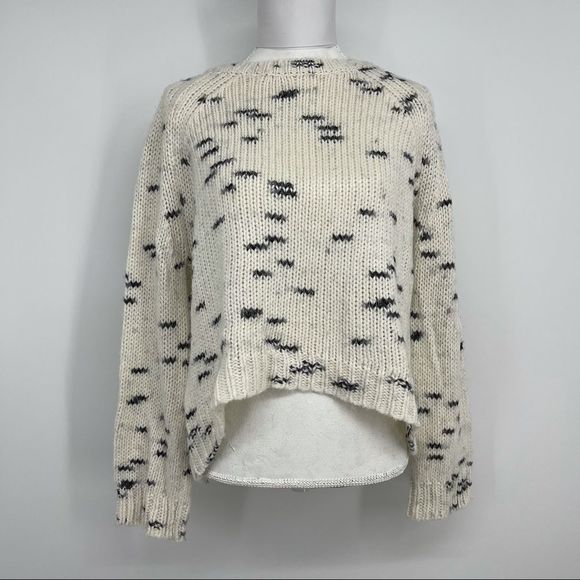 De Rigueur White & Black Speckled Hi-Lo Sweater - Picture 2 of 10